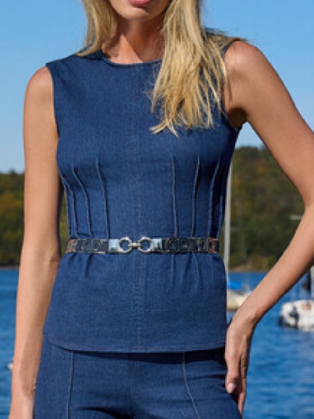 Frank Lyman Design Navy Sleeveless Denim Peplum Tank  size 6
